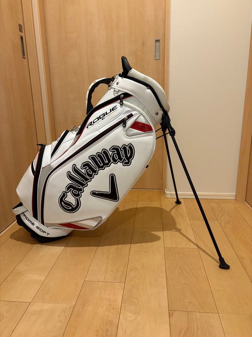 Callaway Rogue キャディバッグ ホワイト