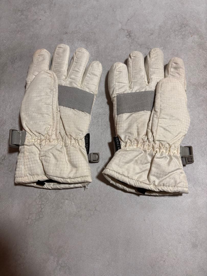 【M】レディース スノボウェア 上下セット＋グローブ付 ESTIVOすぐ滑れます