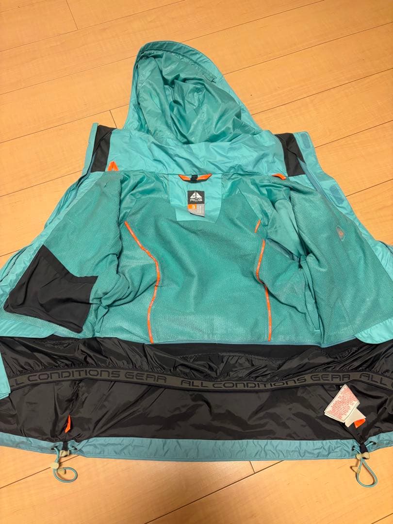 NIKE ACG スキーウェア　スノーボードウェア