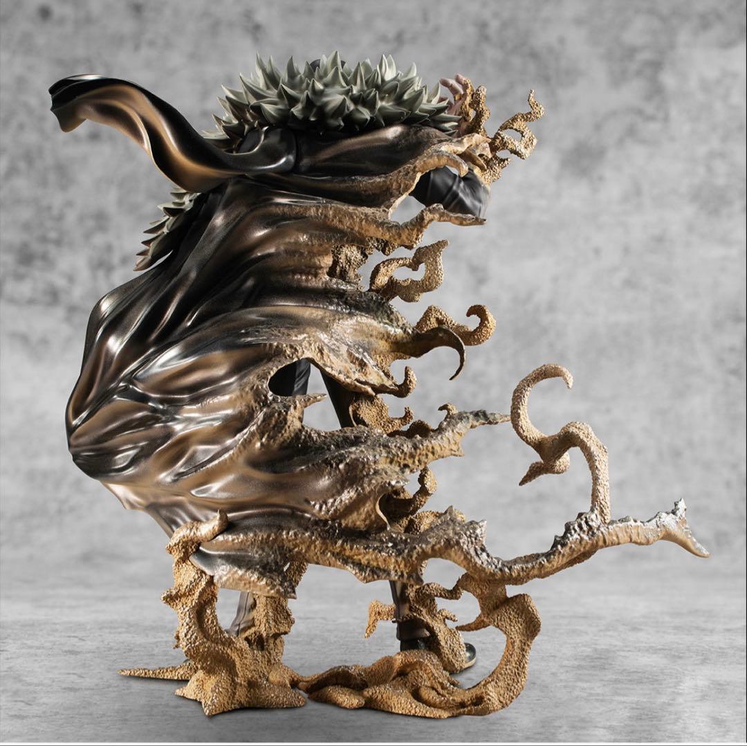 輸送箱未開封　ワンピース “MAS-MAXIMUM” サー・クロコダイル POP