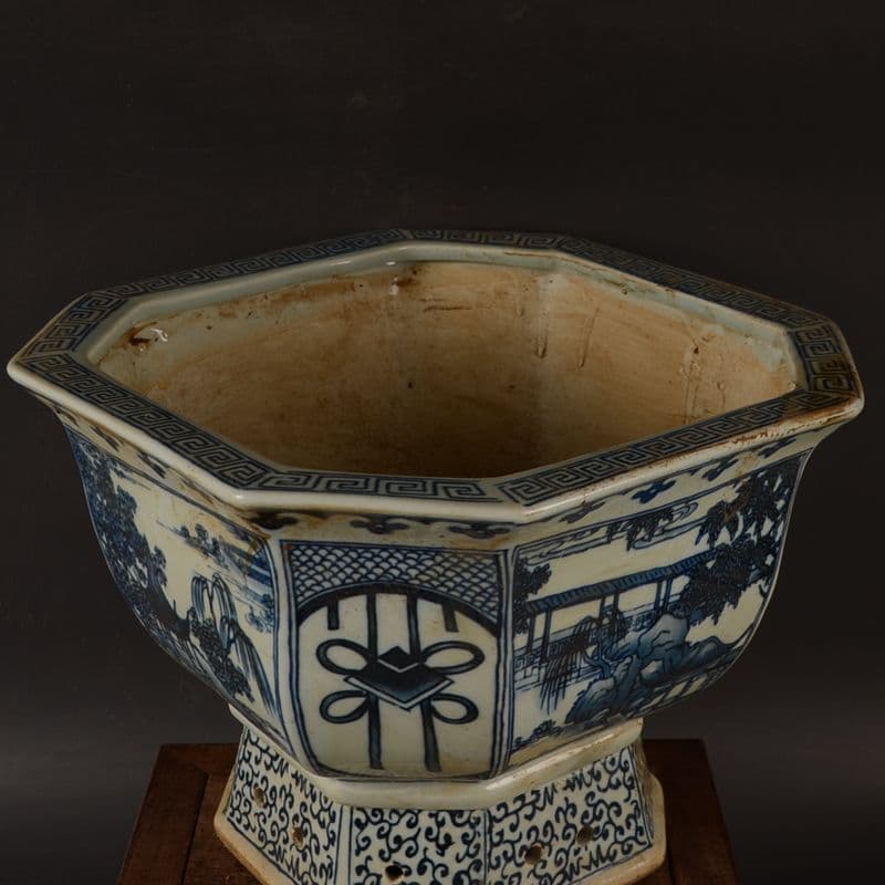 青花開窓庭楼四方高脚鉢 陶磁器 装飾品 現代工芸品美術品 置物