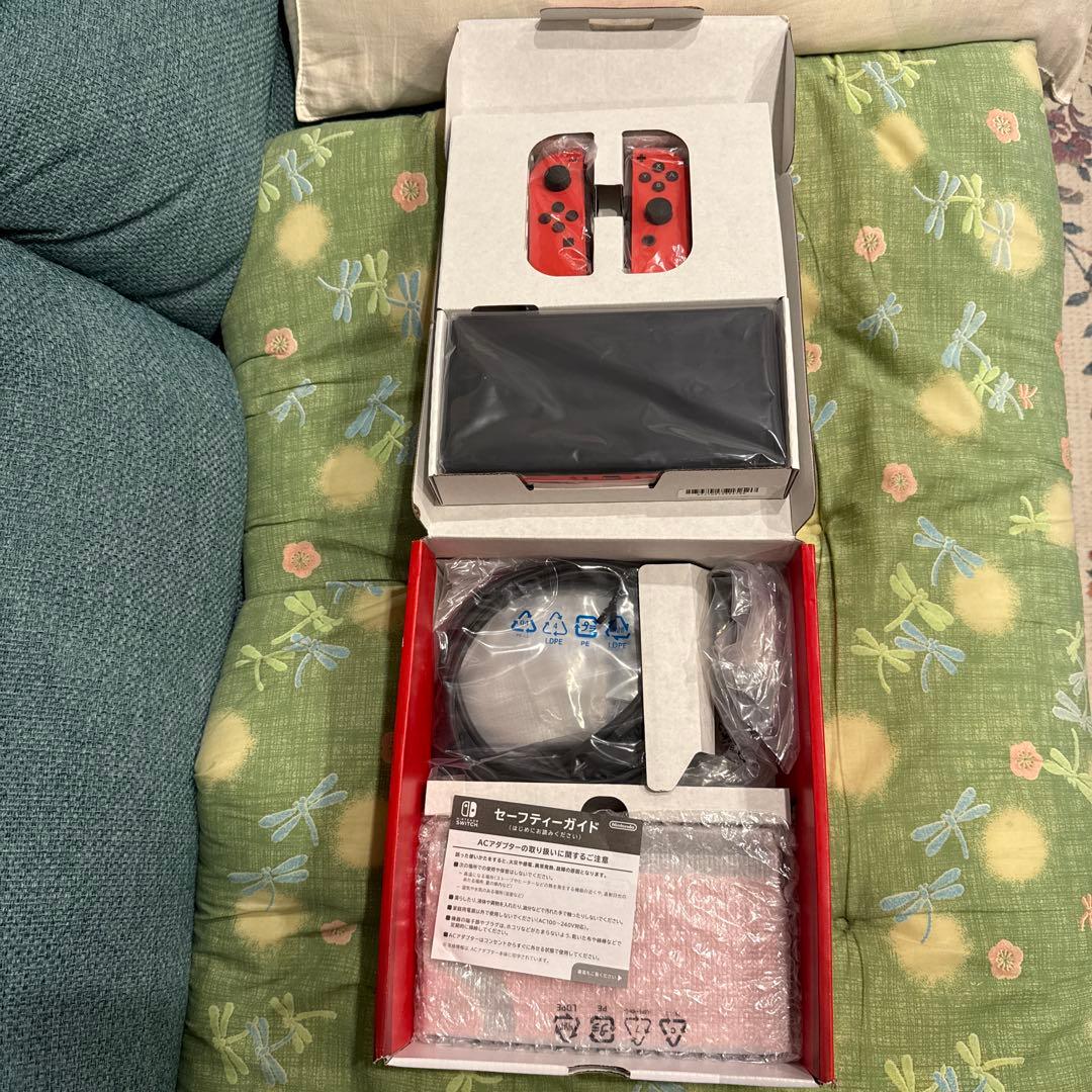 【24時間以内発送】Nintendo Switch有機EL マリオレッド