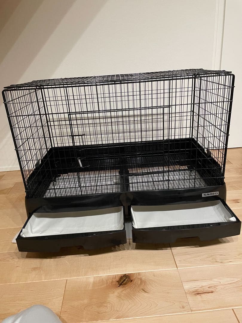 ブラックケージ 引き出し式トレー付き