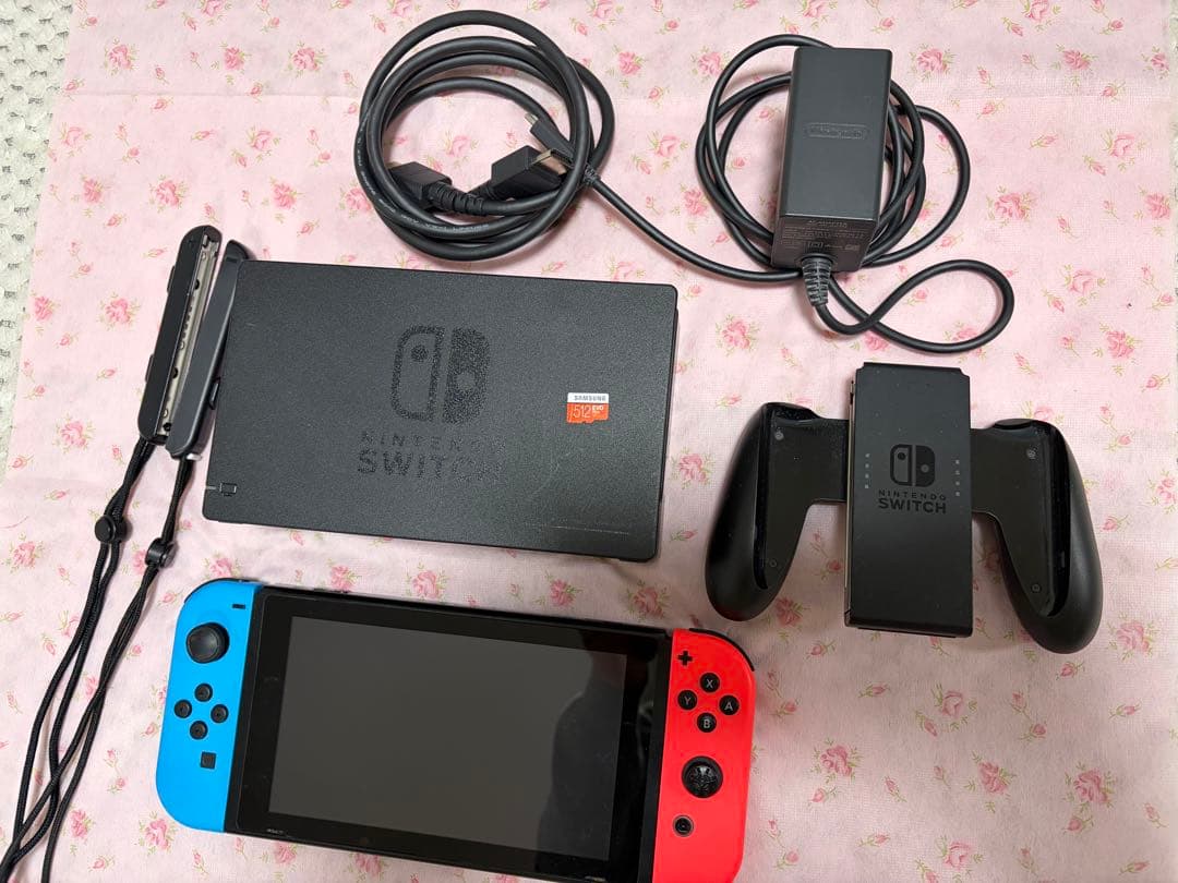 ニンテンドースイッチ　青/赤 Joy-Con 512GB microSDカード付