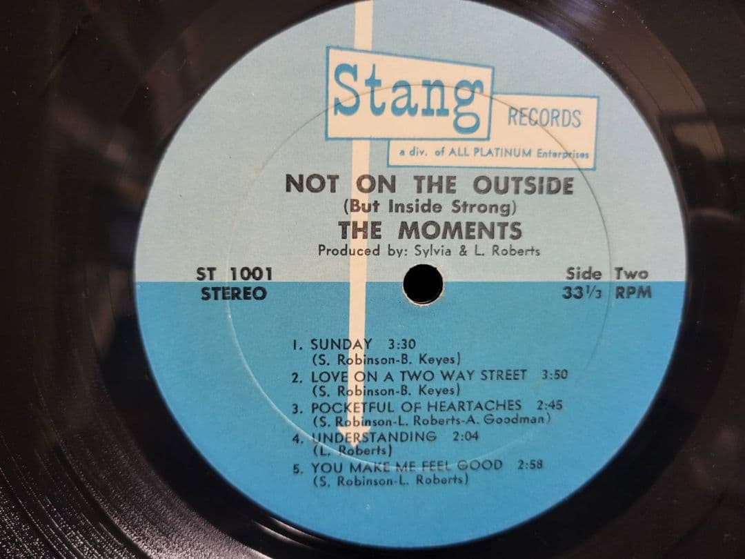 Moments 『 Not On The Outside～』US オリジナル