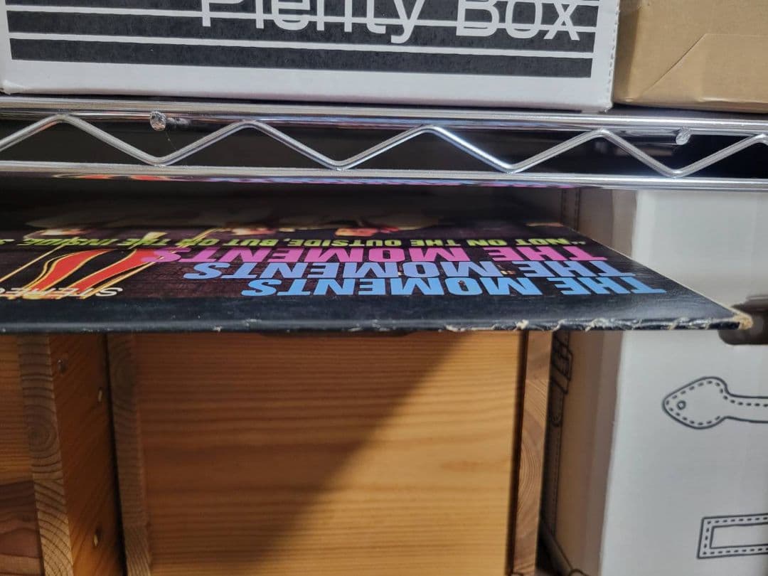 Moments 『 Not On The Outside～』US オリジナル