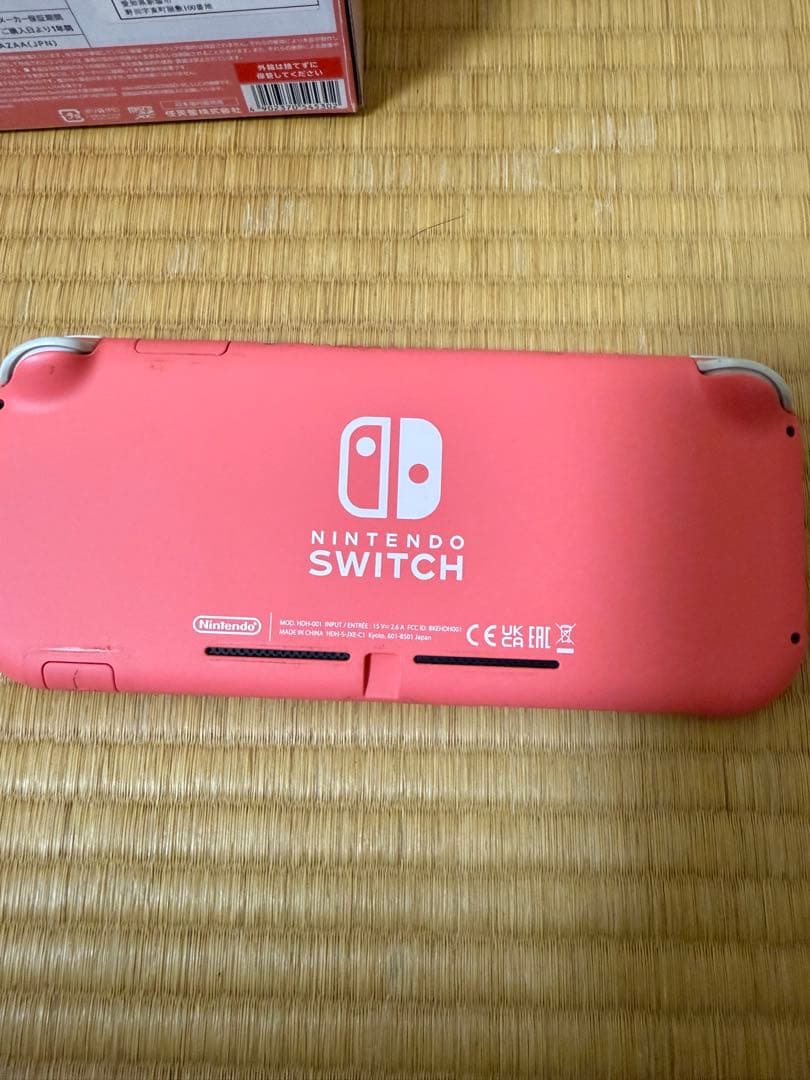 Switch lite ジャンク　コーラル