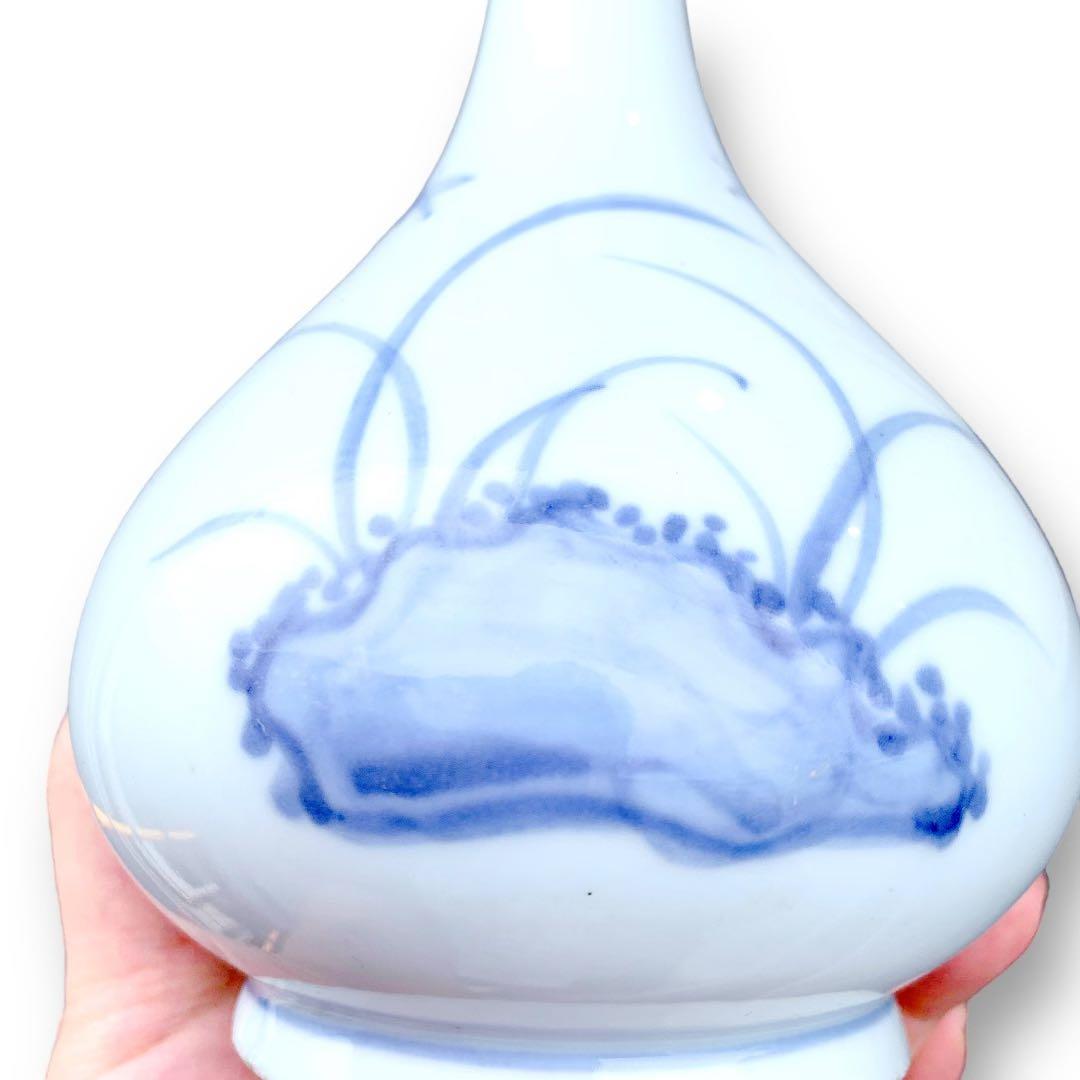 李朝 染付 染め付け 花瓶 一輪挿し トンボ 蜻蛉 朝鮮 骨董 美術 岩 草