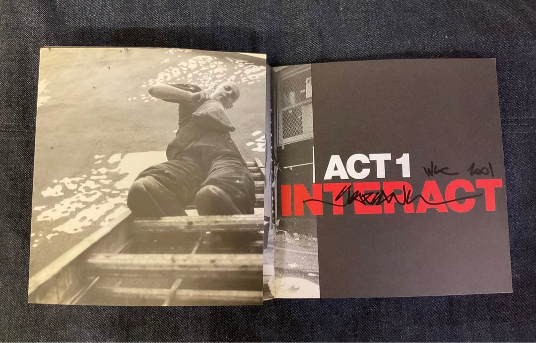 WK INTERACT 作品集 2001年 サイン入り