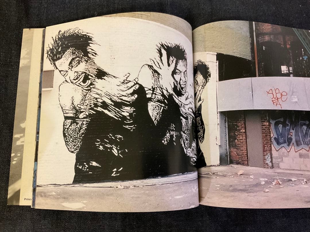 WK INTERACT 作品集 2001年 サイン入り