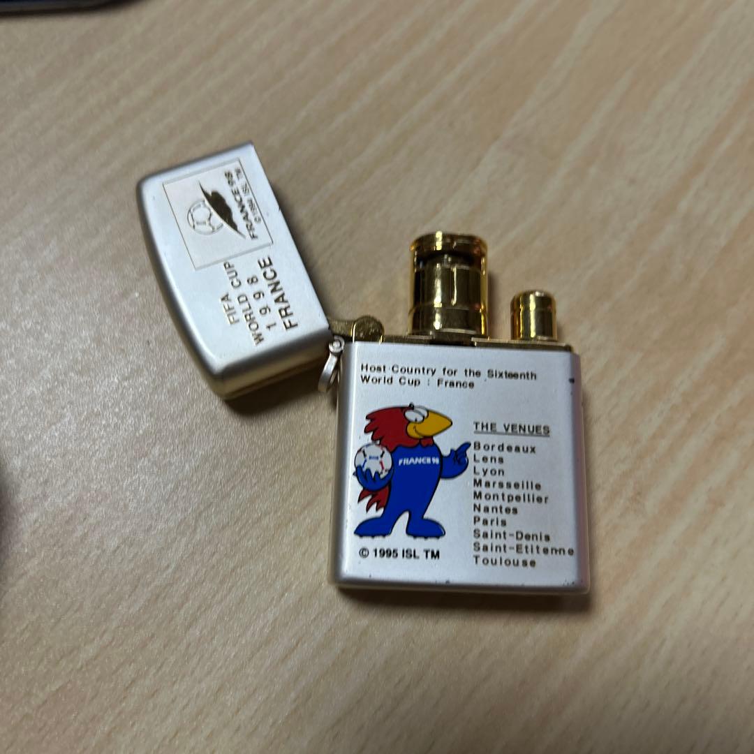 FIFA WORLD CUP 記念ライターとキーホルダー