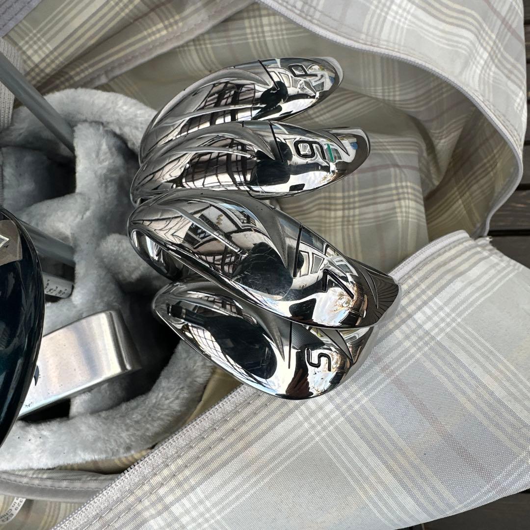 美品　NIKE Verdana レディース ゴルフクラブセット　８本