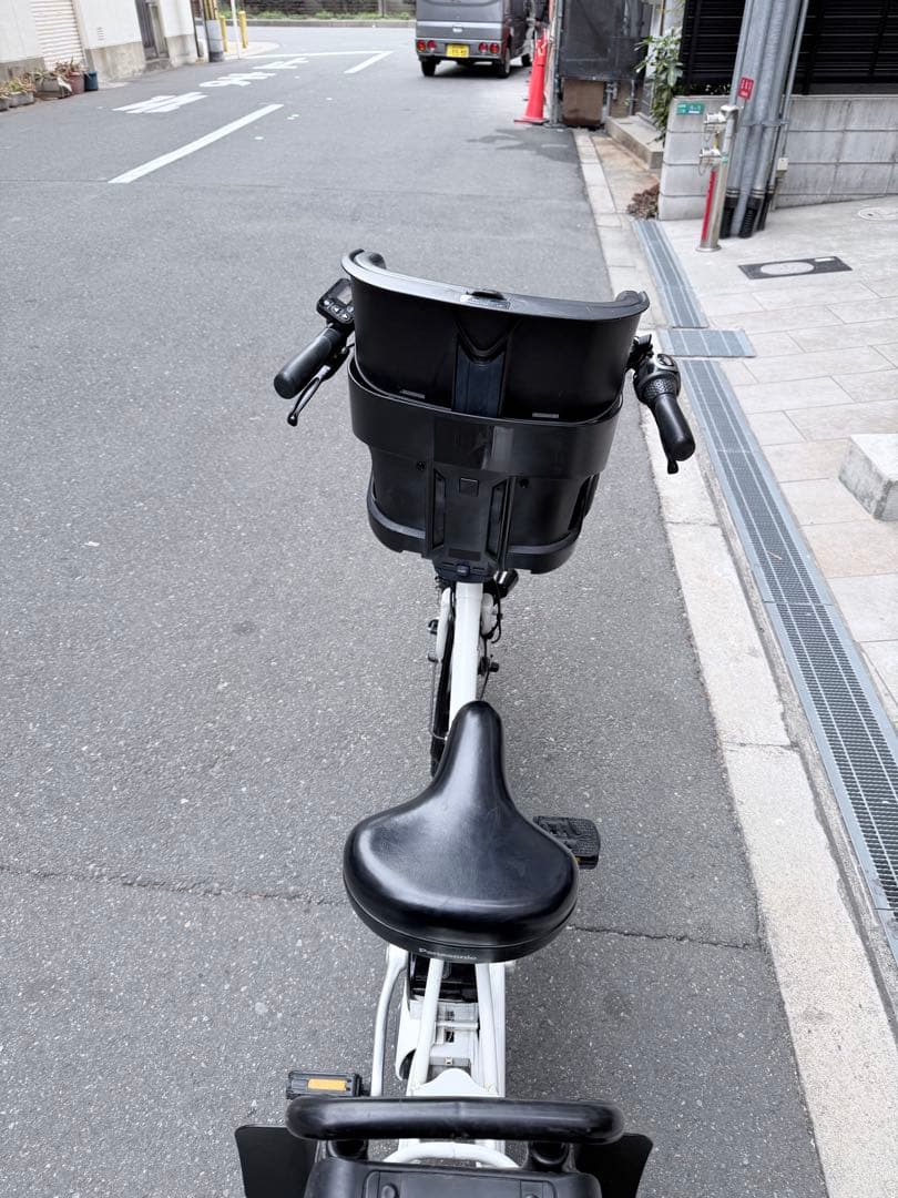 子供乗せ　3人　パナソニック　電動アシスト自転車 チャイルドシート付き ホワイト