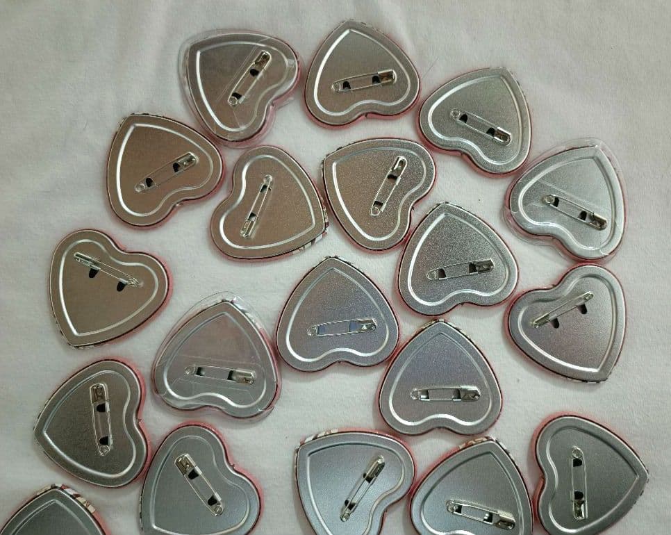 すとぷり　莉犬　缶バッチ　すとまじ　いちご文化祭　ハートの缶バッチ