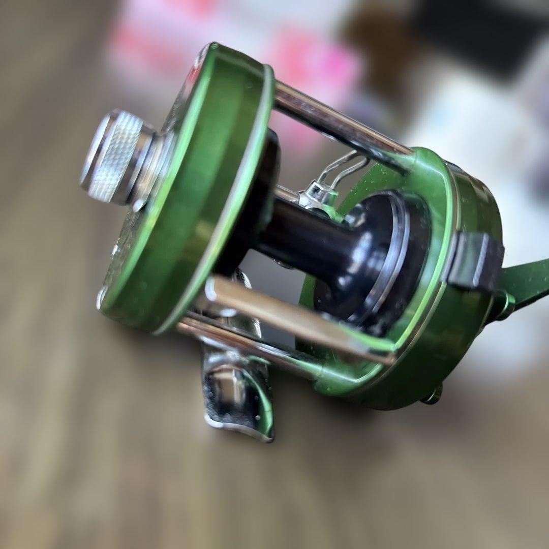 ベ*き様 ABU Ambassadeur 2500 ベイトリール グリーン