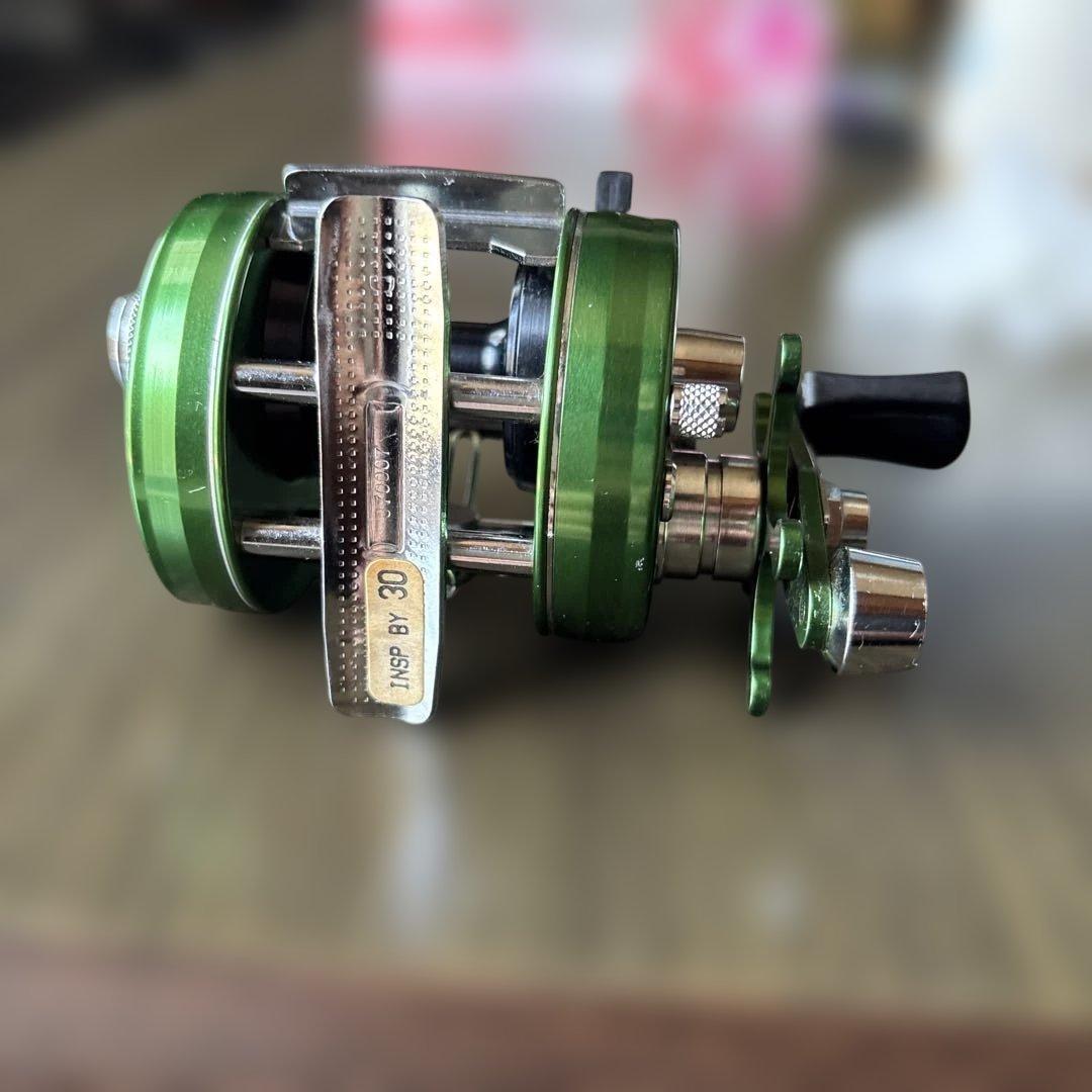 ベ*き様 ABU Ambassadeur 2500 ベイトリール グリーン