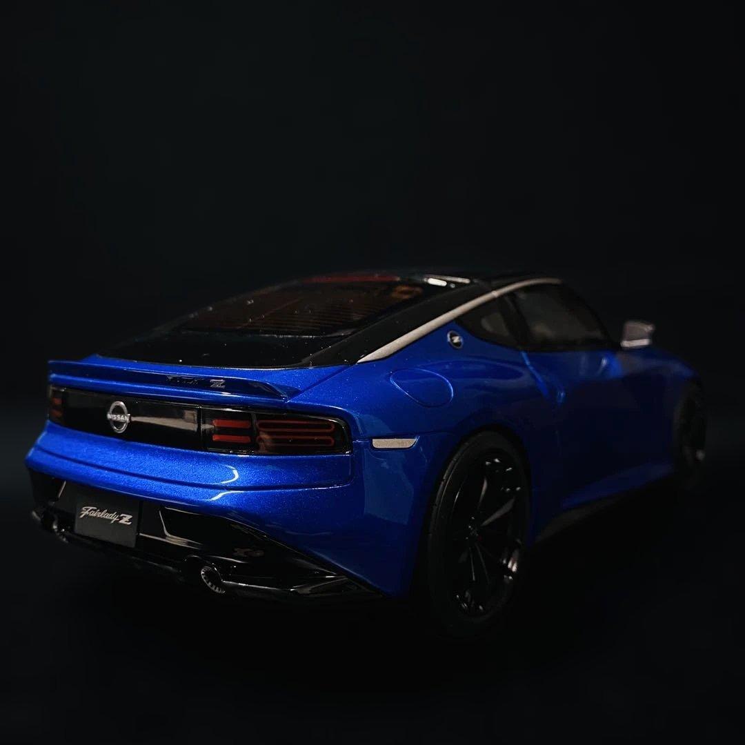 GT SPIRIT 1/18 ニッサン フェアレディZ ブルーメタリック