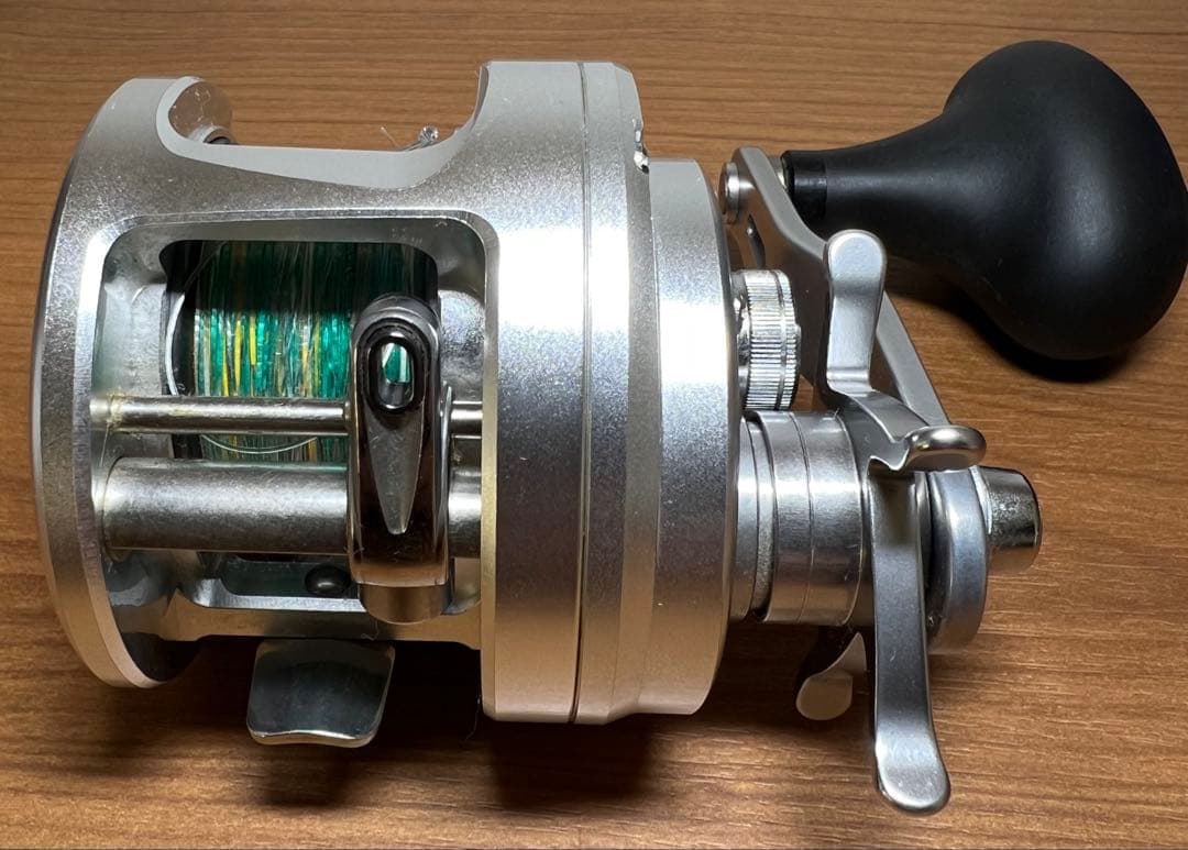 シマノ　OCEA CALCUTTA オシアカルカッタ　301HG 左