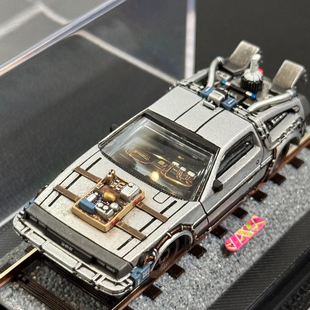 キャラウィール デロリアン レールロードVer.カスタム品&専用ケース ②