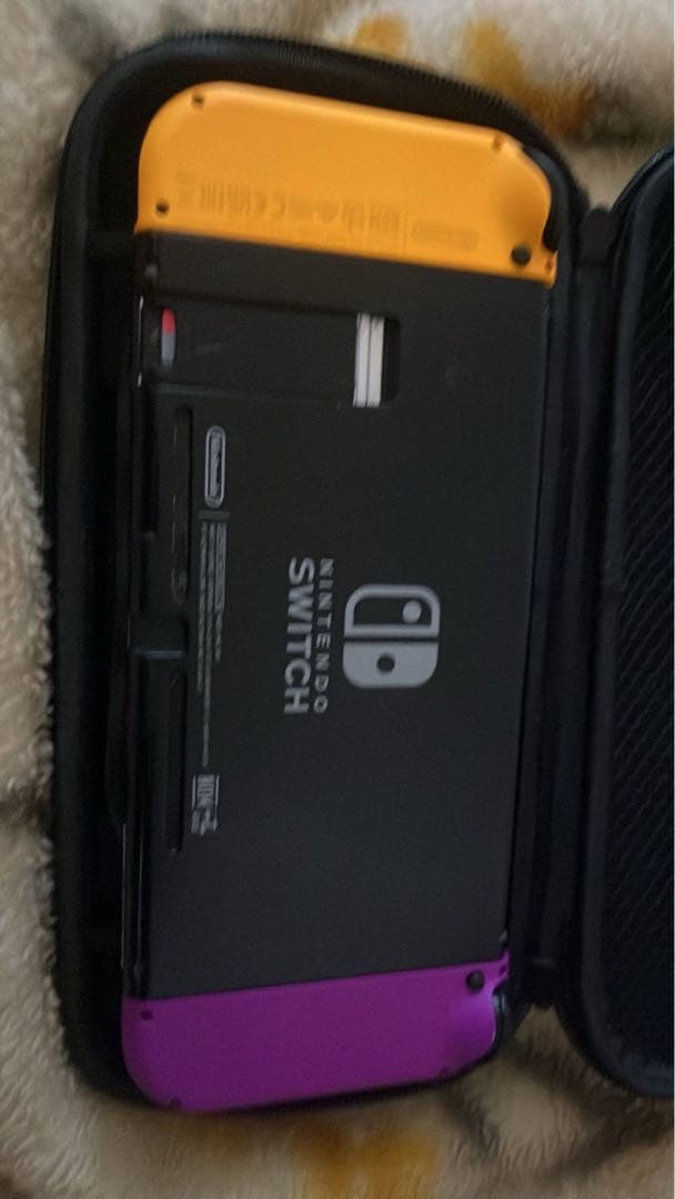 任天堂Switch 本体