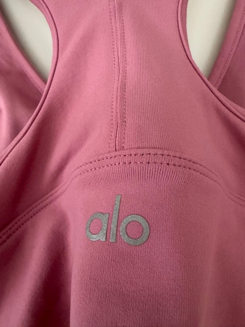 alo yoga Wild Thing Bra ブラトップ　ヨガウェア