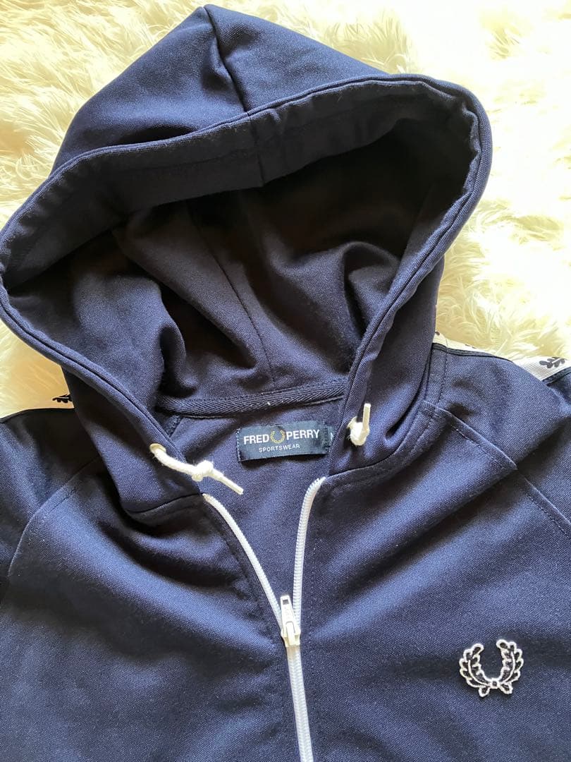 フレッドペリー　ジャージ　トラックジャケット　ネイビー　Mサイズ