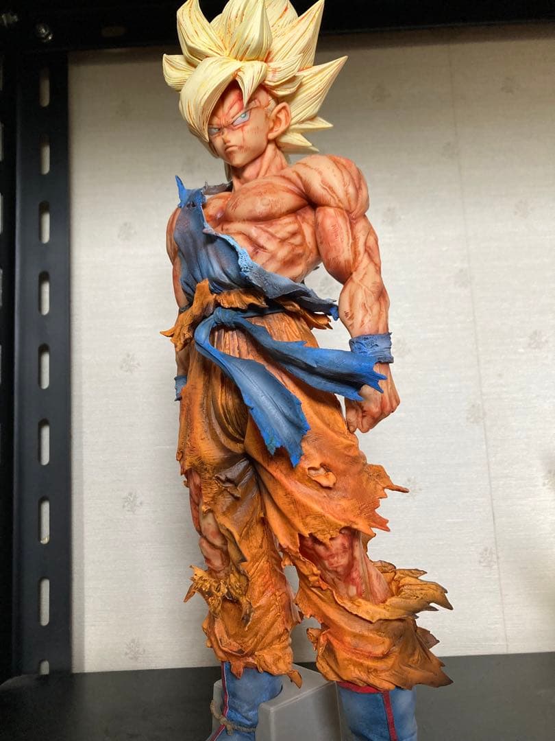 ドラゴンボール　フィギュア　悟空　スーパーサイヤ人