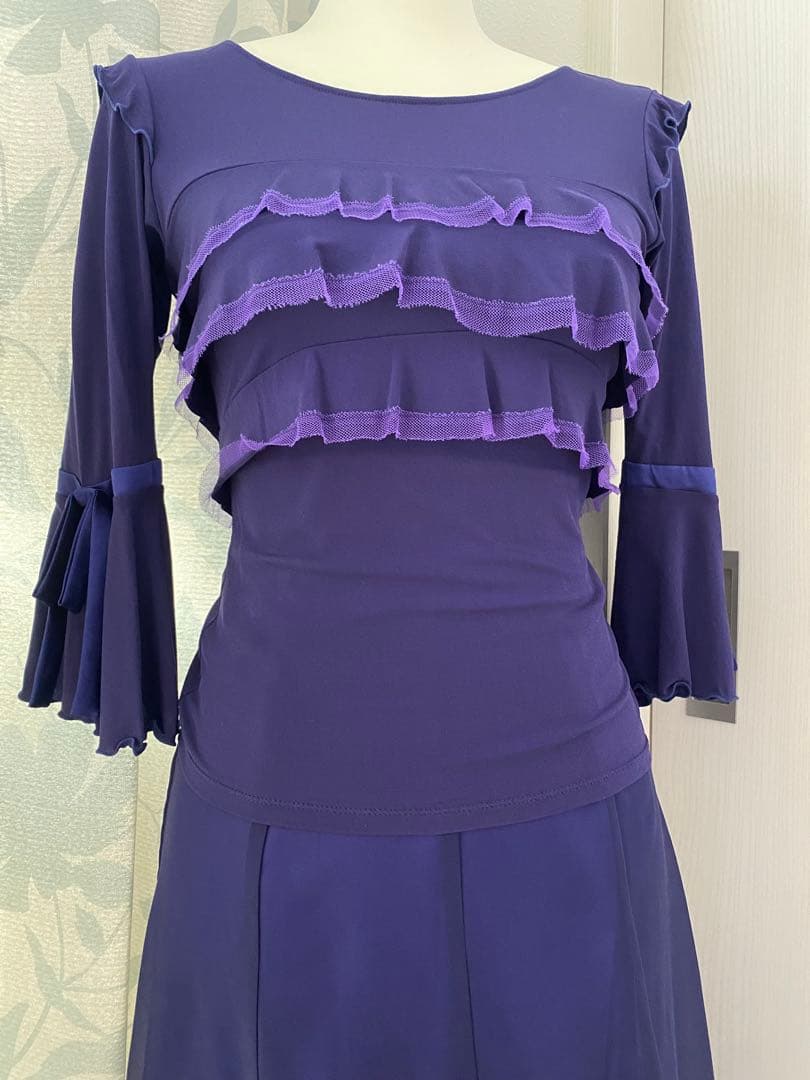 チャコット　パープルフリル付きセパレートドレス