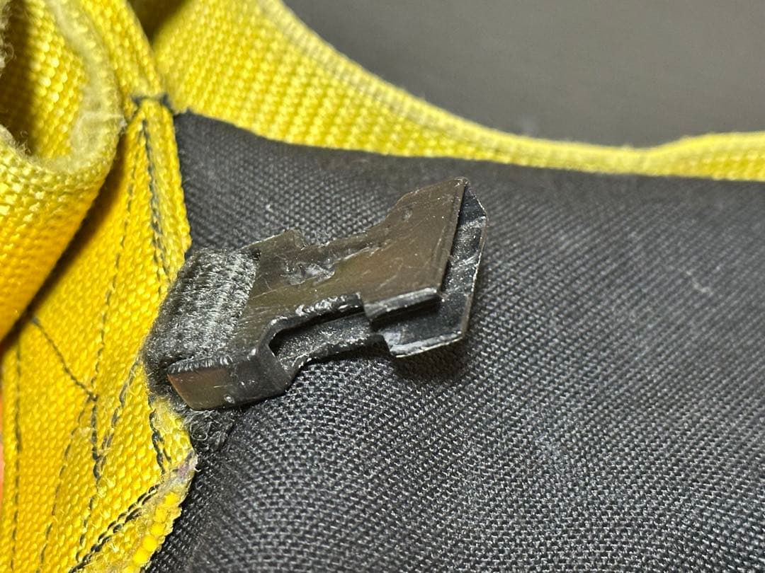 Zo bags ② 90s vintage Zo Messenger Bag