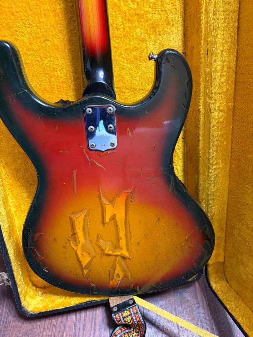 Morales モラレス エレキギターヴィンテージ 塗装剥がれ有ジャンクケース付