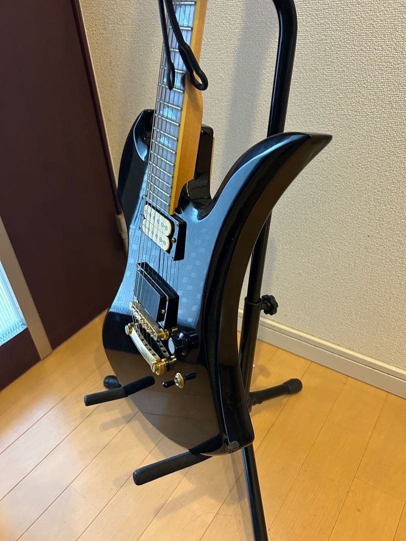 最終価格‼️モッキンバード モデル　ゴールドパーツ使用　hide