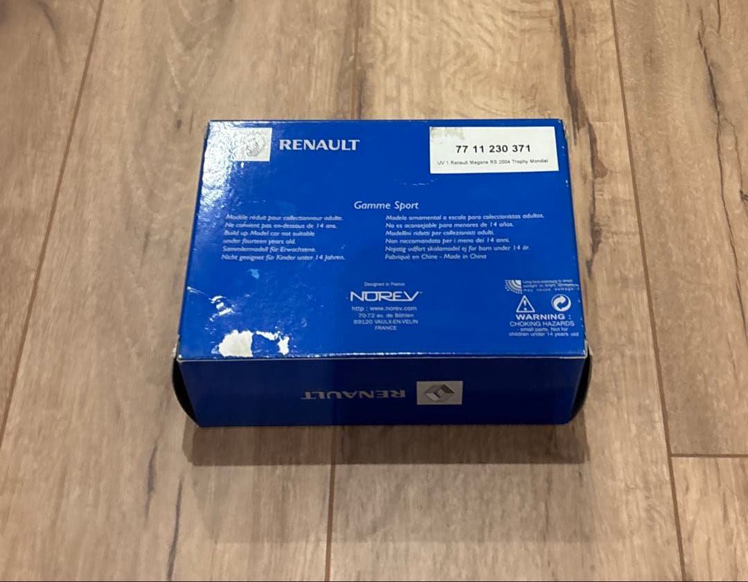 ルノー　メガーヌRS トロフィー　ミニカー　ルノースポール　NOREV