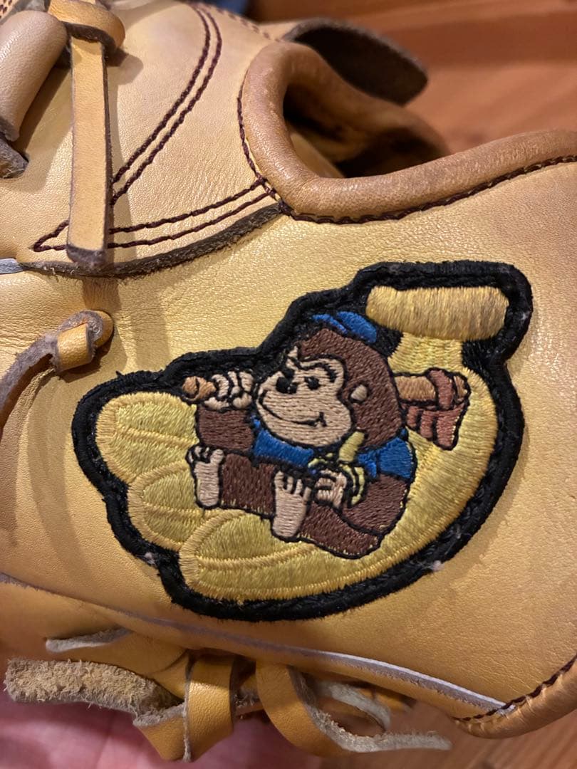 GORILLAJIRUSHI 硬式グローブ イエロー　ゴリラ印　左利き