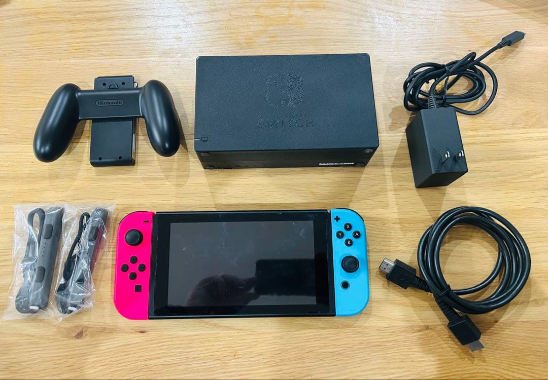Nintendo Switch ネオンピンク・ネオンブルー