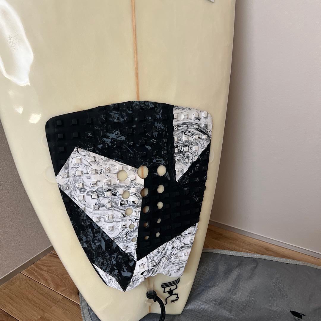 サーフボード ショートボード フィン・デッキパッド・ケース付き