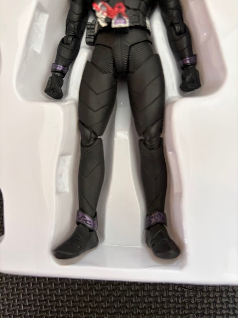 【中古】S.H.Figuarts 真骨彫製法 仮面ライダージョーカー おまけ付き