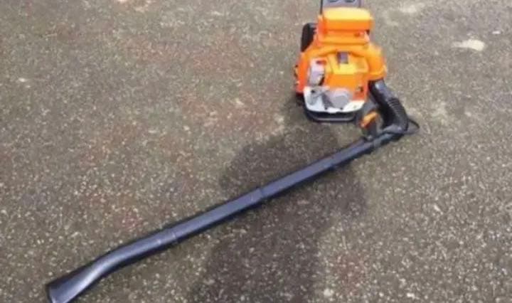 エンジンブロワー 新品 超最強63.3cc 2サイクル 落ち葉 ハイパワー大容量