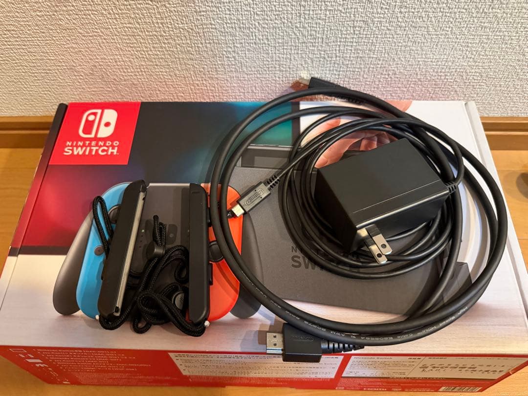 Nintendo Switch 赤/青 本体 付属品完備