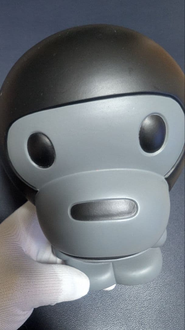 A BATHING APE BABY MILO フィギュア型貯金箱