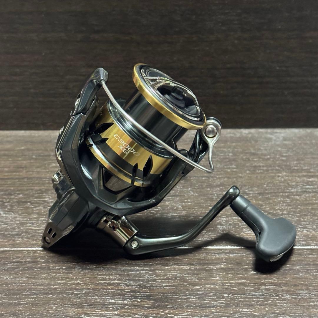 美品 シマノ 25 アルテグラ C3000XG