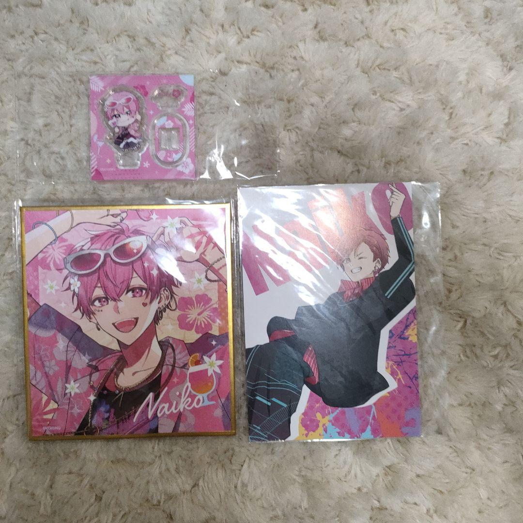 いれいす　缶バ　アクスタ　色紙　ブロマイド　巾着　ティアラ　実写チェキ