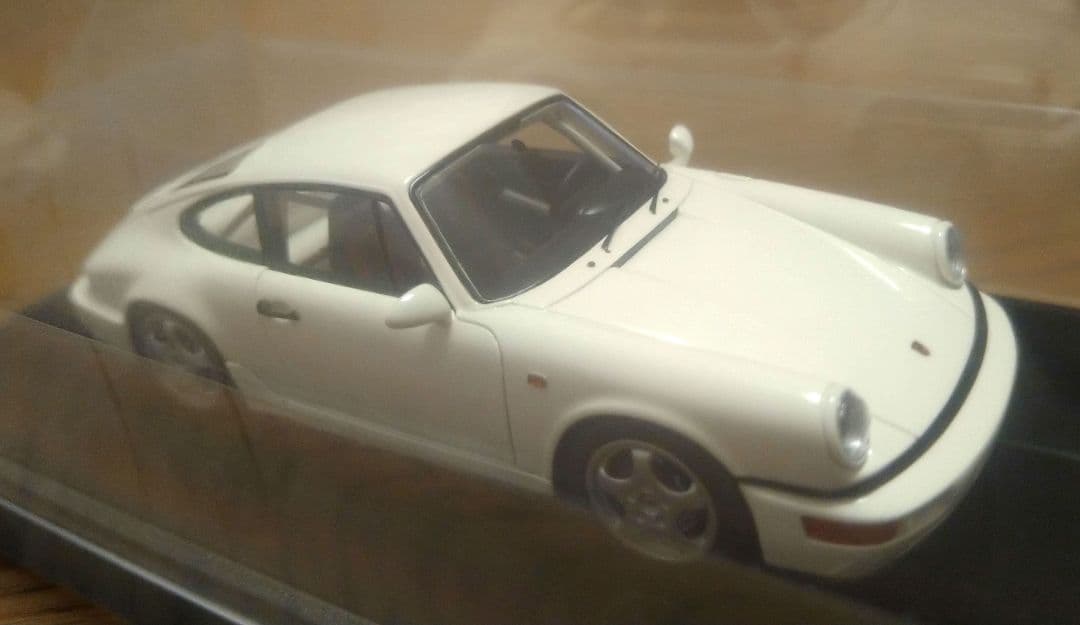 メイクアップ 1/43 ポルシェ 911 (964) カレラRS NGT 白