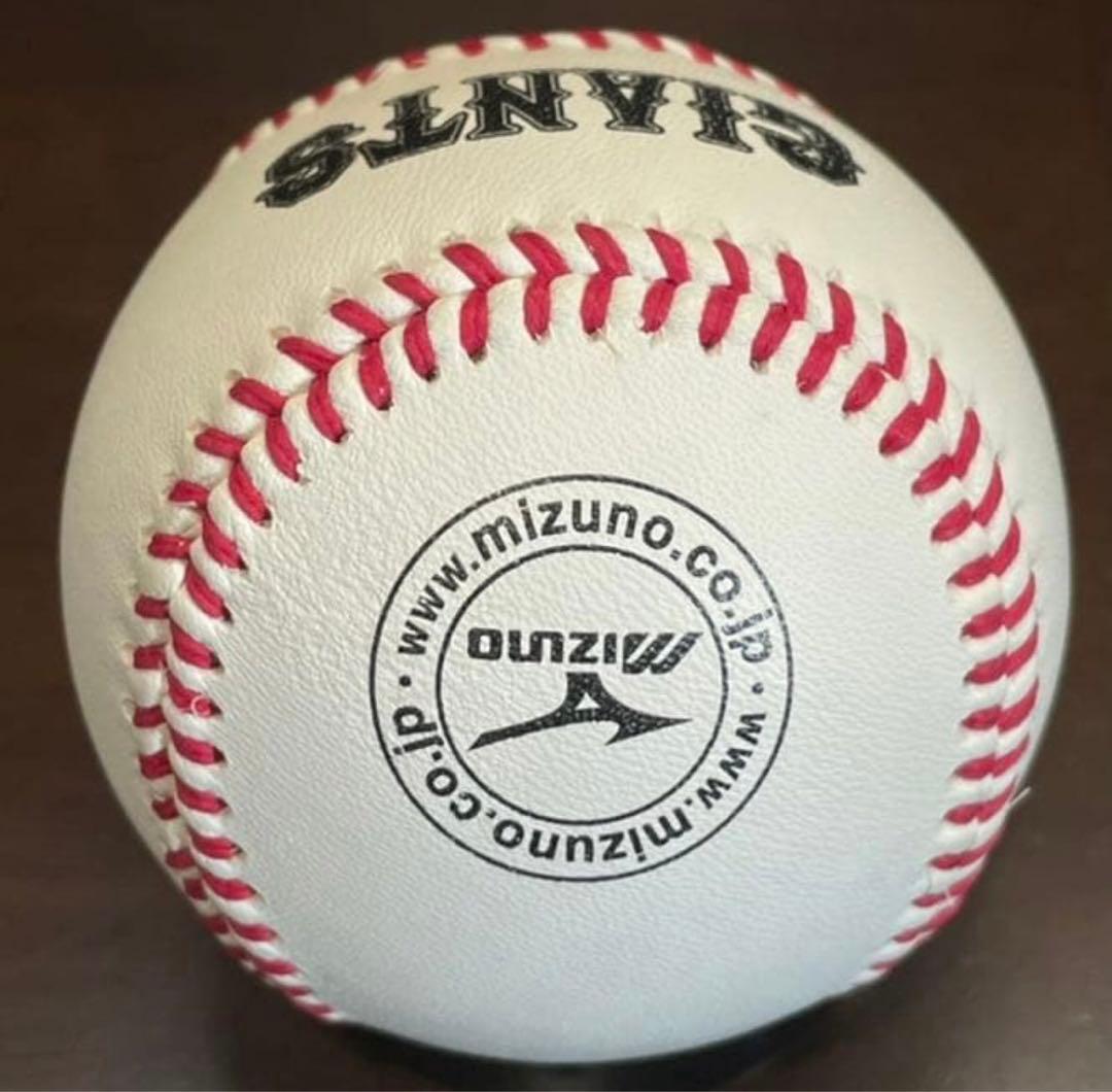 山口鉄也選手　投げ入れ直筆サインボール ジャイアンツ
