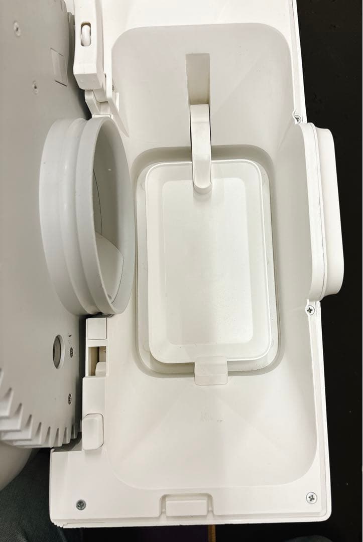 【Amicura】セルフクリーニング・自動パッキング猫用トイレボックス