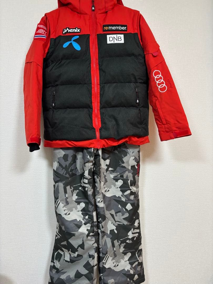 美品 phenix スキーウェア　上下セット　150 サイズ調整可能