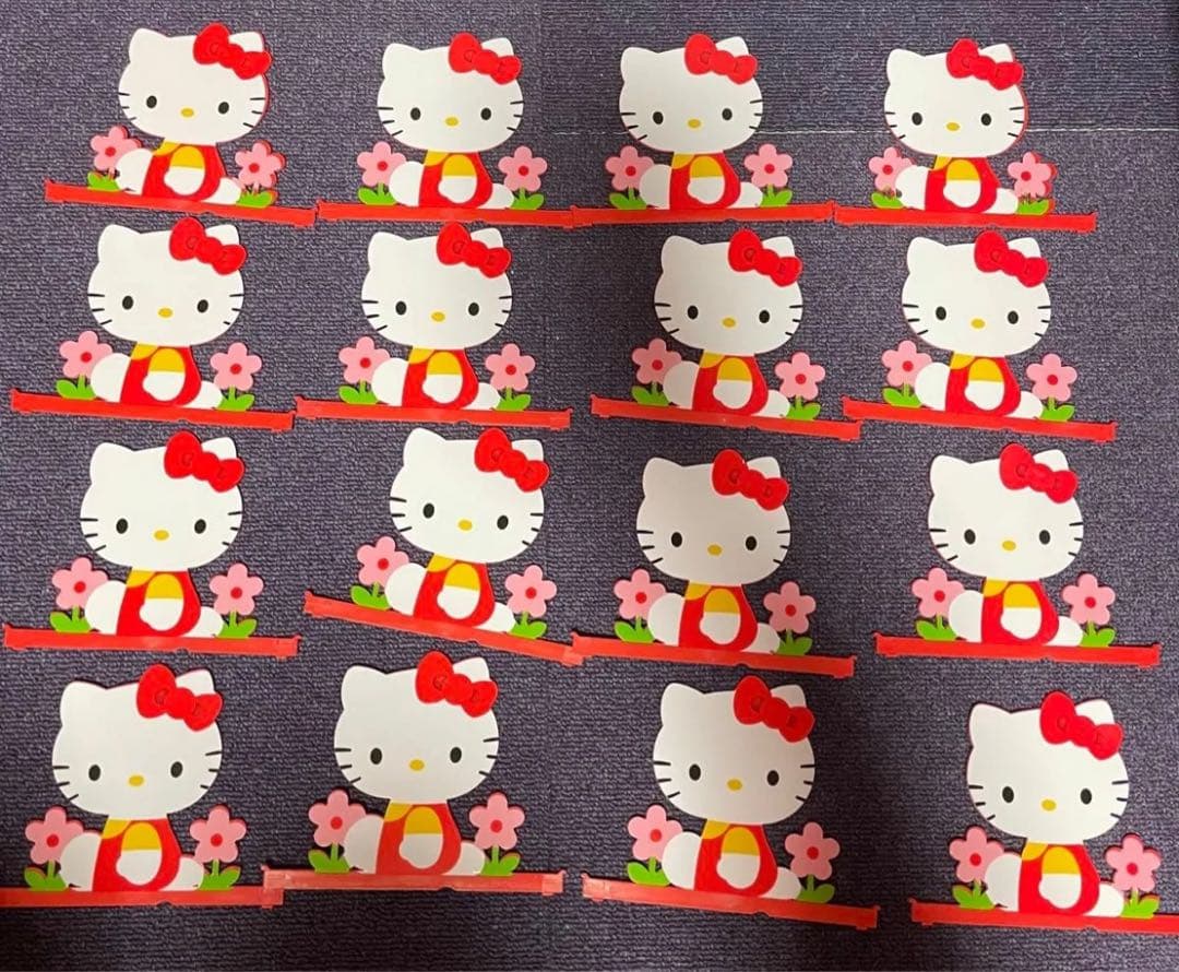 ハローキティ　サンリオ　レトロ　スタンド　収納　インテリア　CDスタンド　オタ活