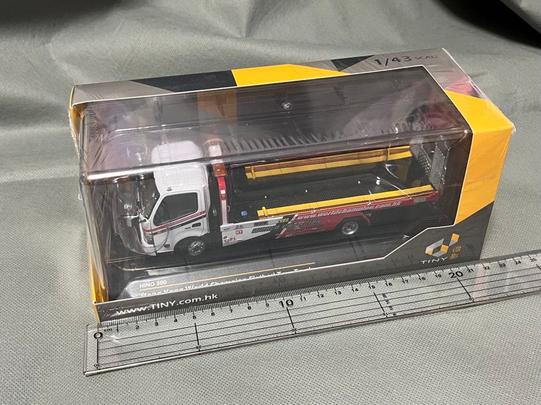 【未開封】希少品　1/43 タイニー TINY 日野300 積載車 レッカー車
