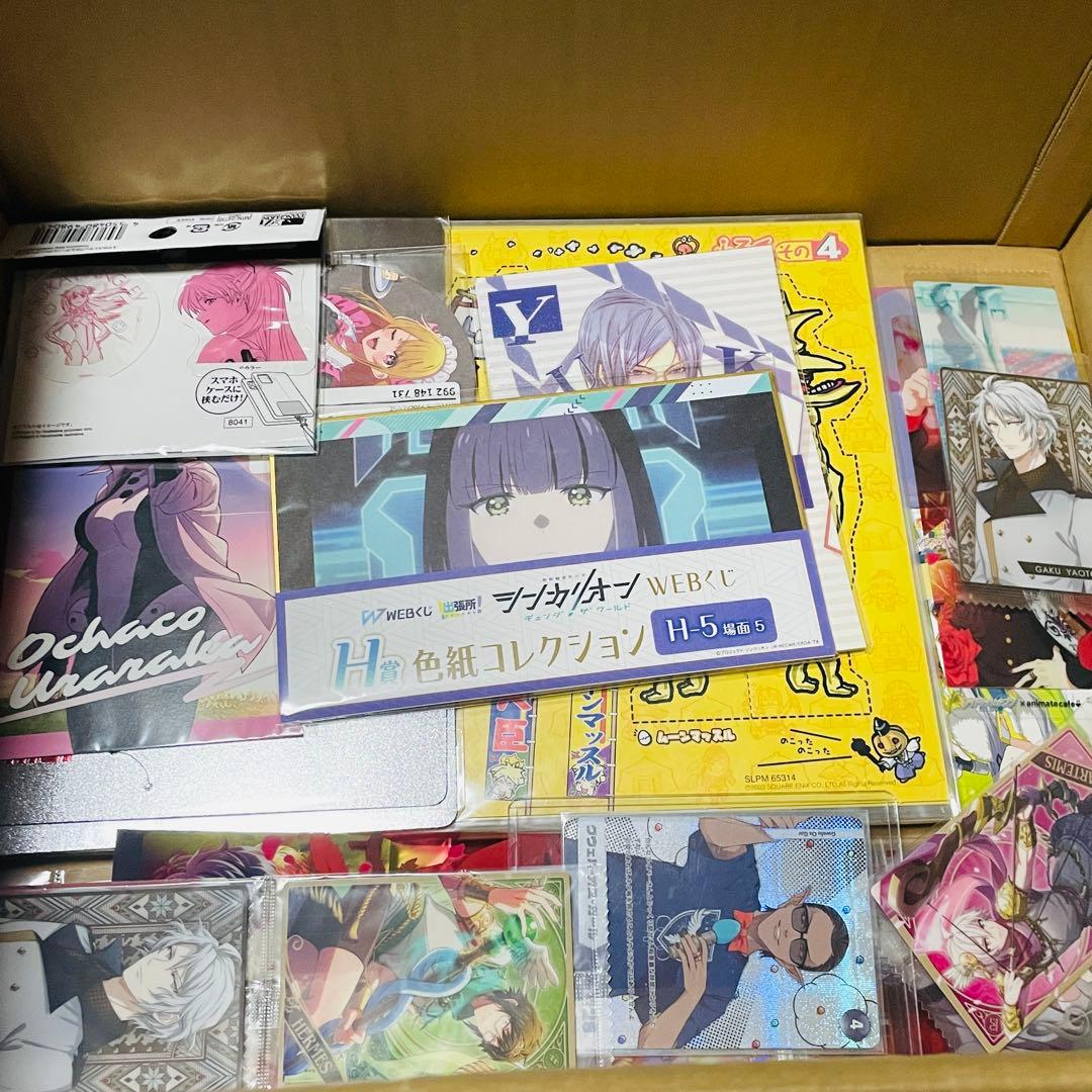 ノンジャンルアニメ紙物雑貨約580個まとめ売り　大量セット
