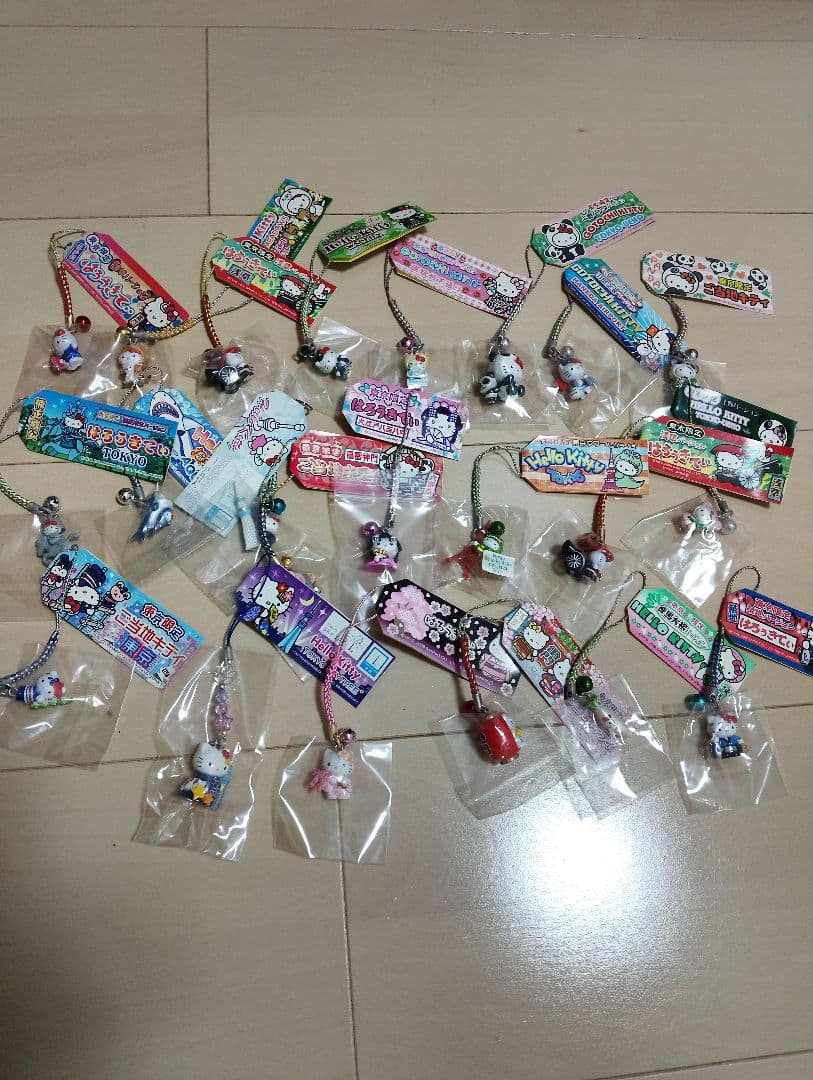 ご当地キティちゃん☆根付☆キーホルダー☆まとめ売り☆