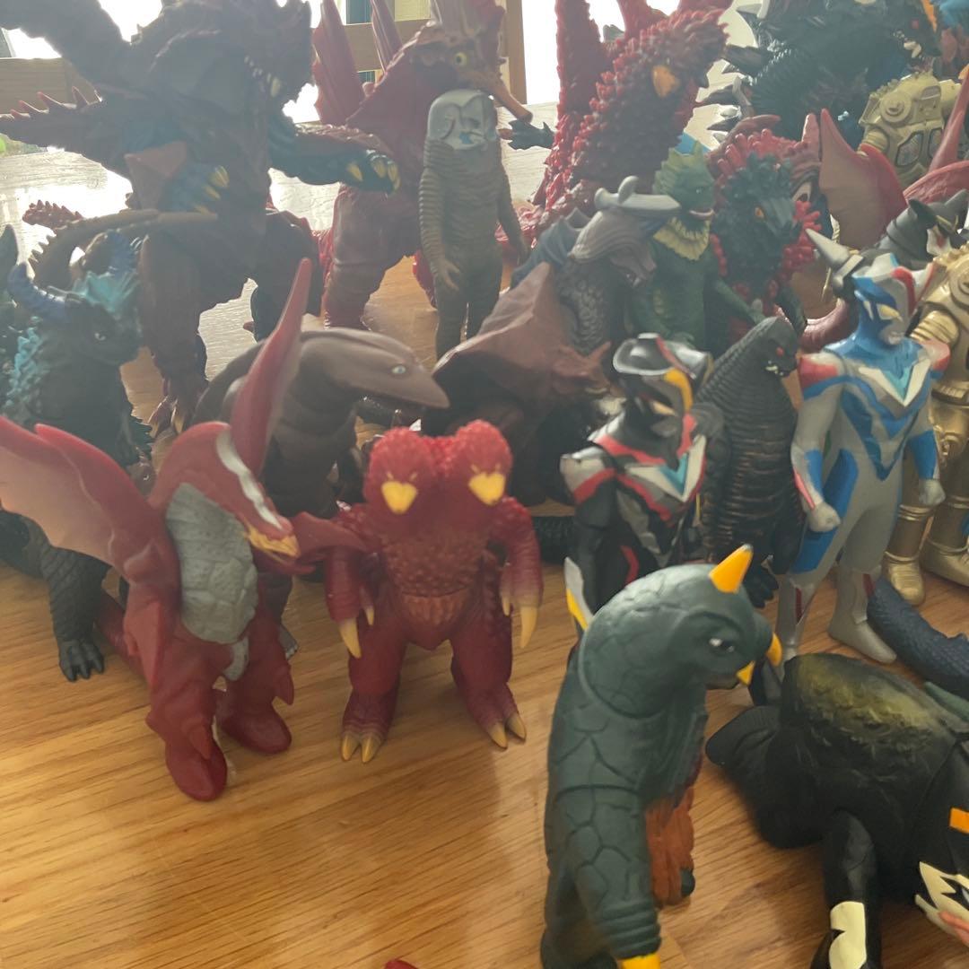 ウルトラマン　怪獣　ソフビ　まとめ売り59体